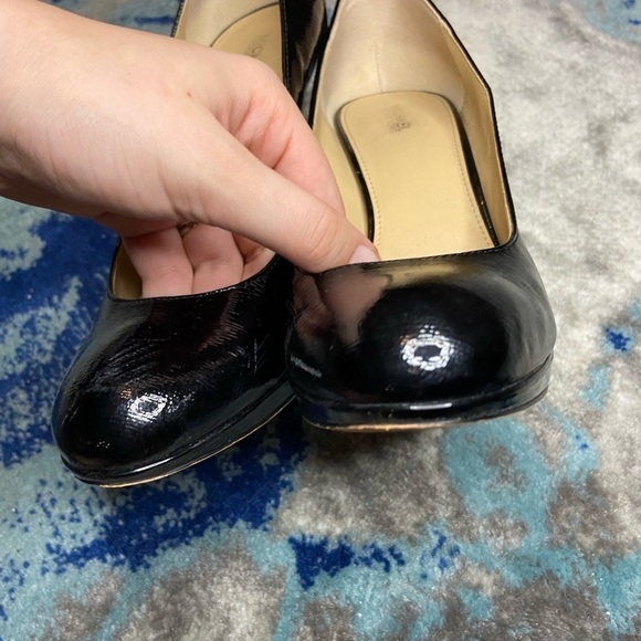 Micheal Kors Black Platform pumps size 8.5 - Picture 9 of 9